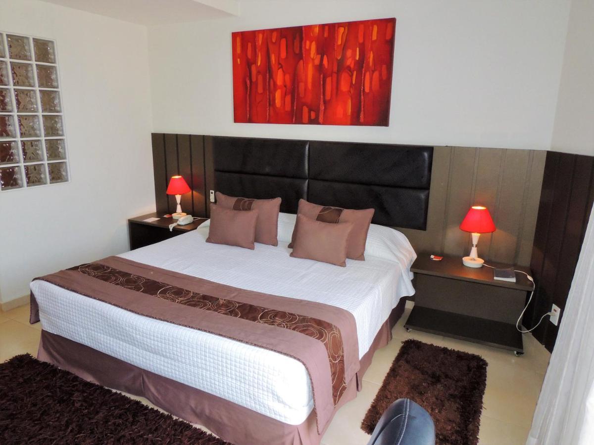 Mondrian Suite Hotel Sao Jose dos Campos Luaran gambar